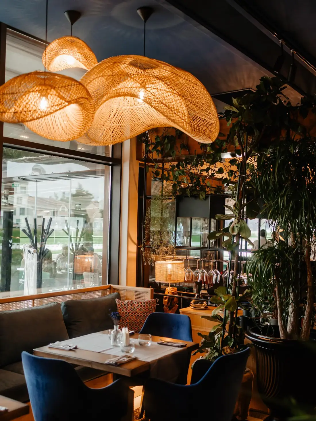 Lounge RIVO Restaurant Oradea